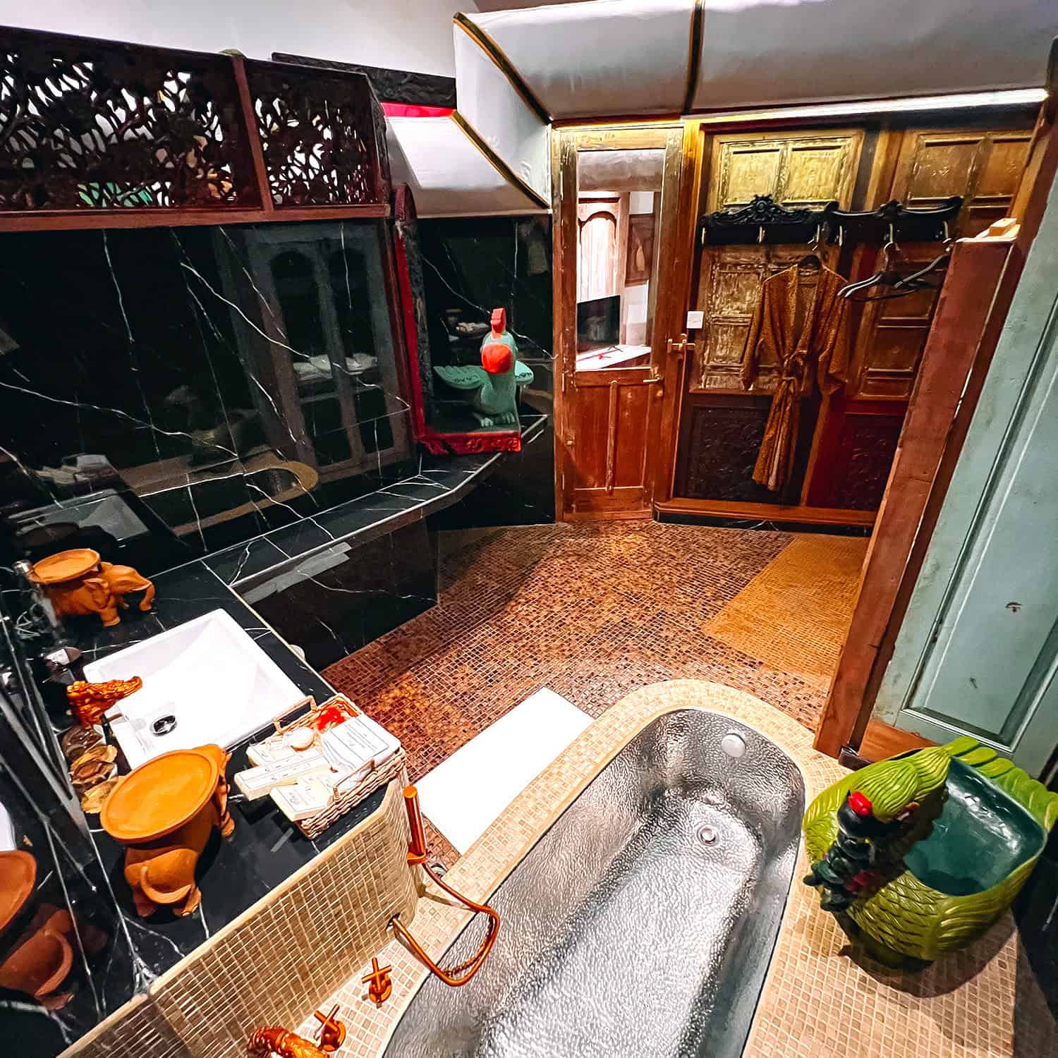 LebakRoom1_1500x1500